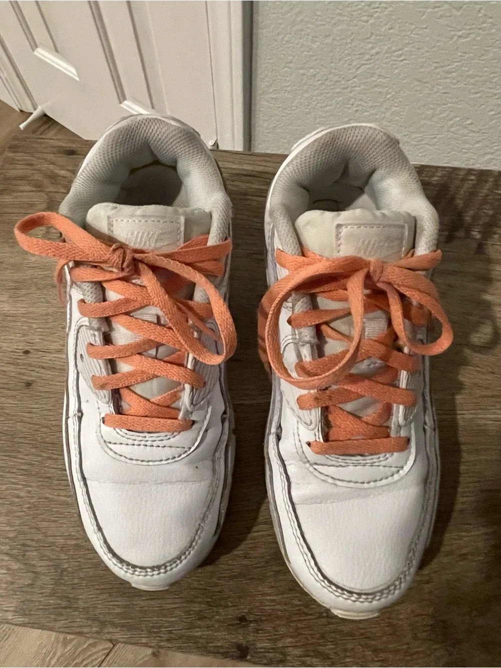 Airmax Nike White Kids Sneakers with Coral Laces